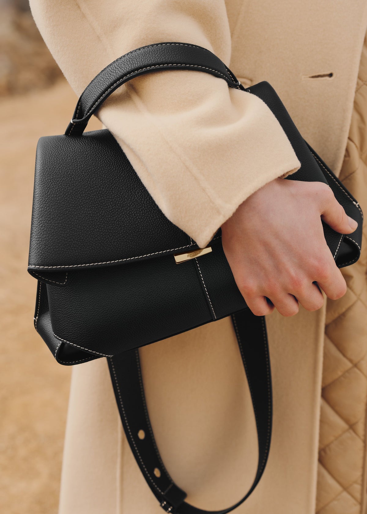Mokki - Noir Coutures Ecrues Grainé